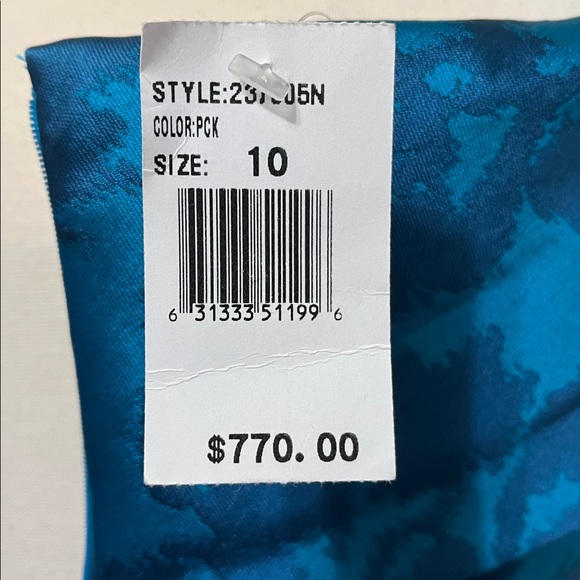 NWT Rickie Freeman for Teri Jon off-the-shoulder jacquard high-low Evening gown - Picture 9 of 16